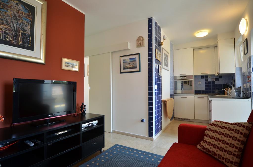 Apartment Borik Alma Rovinj Exterior photo